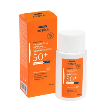 Émulsion visage ultra-légère Acofar Nesira SPF50+ avec couleur